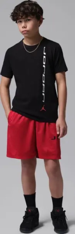 Футболка підліткова Nike JORDAN SPORT GRAPHIC чорна 95F643-023