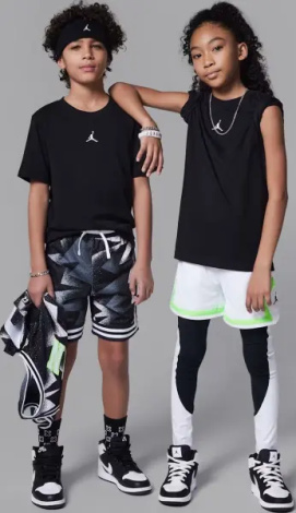 Футболка подростковая Nike JORDAN SPORT DRI-FIT CORE черная 95D618-023