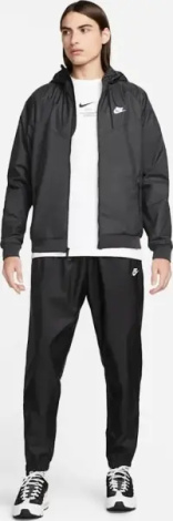 Ветровка Nike SPORTSWEAR WINDRUNNER JACKET черная 727324-010
