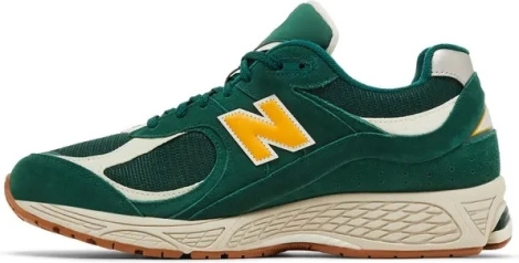 Кроссовки New Balance 2002R зелено-белые M2002RAC