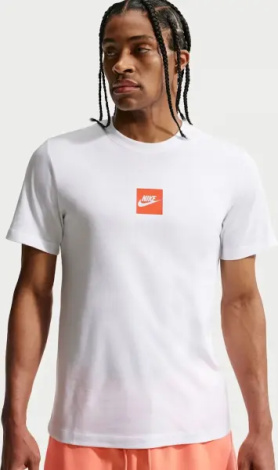 Футболка Nike SPORTSWEAR біла IR4972-100