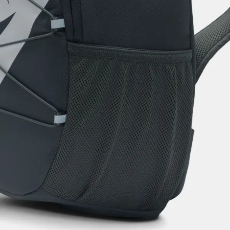 Рюкзак Nike HERITAGE SWEEP 25L сірий IO8733-084