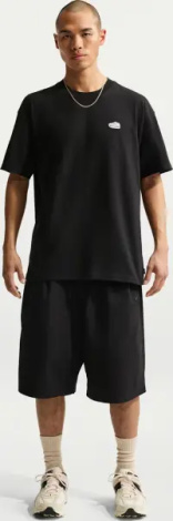 Футболка Nike SPORTSWEAR VOMERO PATCH черная IH1149-010