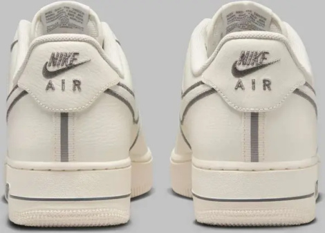 Кросівки Nike AIR FORCE 1 '07 бежево-сірі IB7677-101