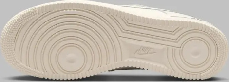 Кросівки Nike AIR FORCE 1 '07 бежево-сірі IB7677-101