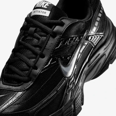 Кроссовки Nike INITIATOR черные IB4595-001