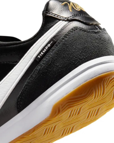 Футзалки (бампы) Nike TIEMPO STREETGATO черно-белые HQ7017-010