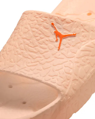 Шльопанці Nike JORDAN FRANCHISE SHOWER світло-помаранчеві HQ2163-801