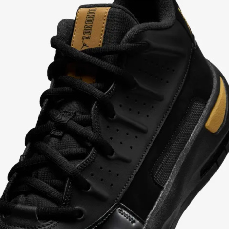 Кроссовки Nike JORDAN MAX AURA 7 черно-золотые HQ2091-007