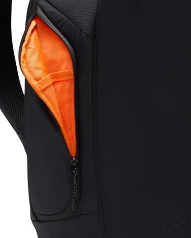 Рюкзак Nike SPORTSWEAR COMMUTE 25L черный FZ6128-011