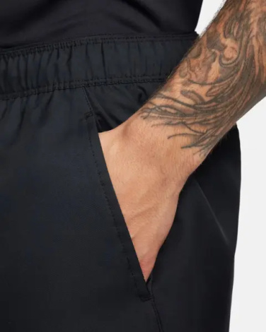 Шорти для тенісу Nike COURT VICTORY DRI-FIT 9IN чорні FD5384-010
