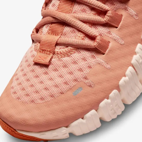 Кросівки для тренувань жіночі Nike FREE METCON 5 помаранчеві DV3950-200