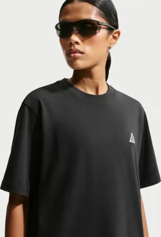 Футболка женская Nike ACG черная DJ3646-011