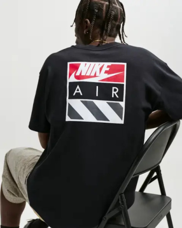 Футболка Nike AIR чорна IR8021-010