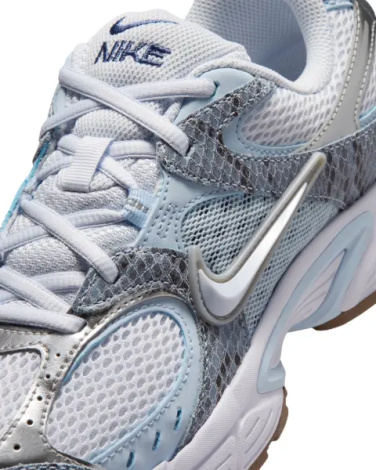 Кросівки жіночі Nike V5 RNR PREMIUM біло-блакитно-срібні IR1381-001