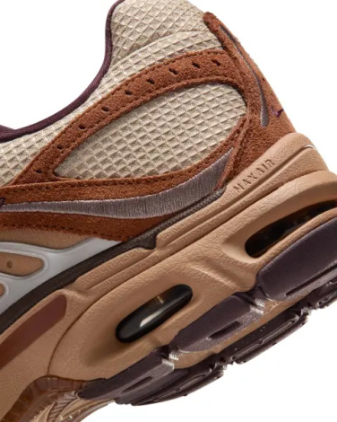 Кросівки Nike AIR MAX MOTO 2K коричнево-бежеві IQ3410-281