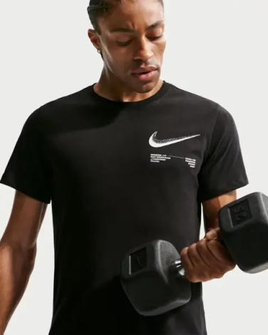 Футболка Nike DRI-FIT чорна IH1969-010