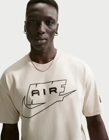 Футболка Nike SPORTSWEAR бежева IH1359-072