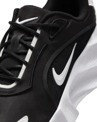 Кроссовки женские Nike AURA EDGE черно-белые HQ7025-002