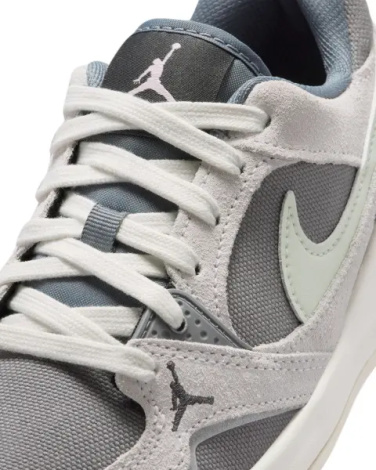 Кросівки підліткові Nike JORDAN CMFT ERA (GS) сіро-м'ятні HQ0506-003