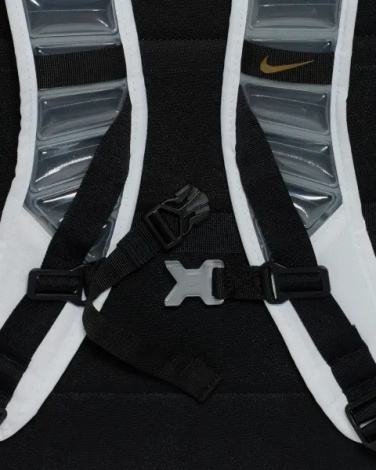 Рюкзак Nike VARSITY ELITE 32L бело-золотой HM9965-100