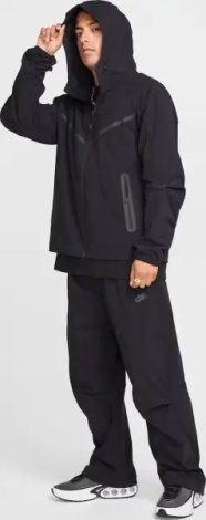 Спортивные штаны Nike TECH WOVEN OVERSIZED черные HM7158-010