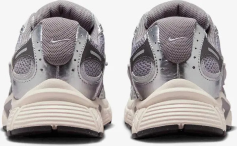 Кросівки Nike V5 RNR сіро-срібні HJ5228-003