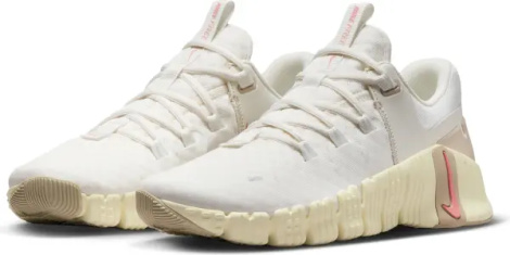 Кросівки для тренувань жіночі Nike FREE METCON 5 кремово-бежеві DV3950-100