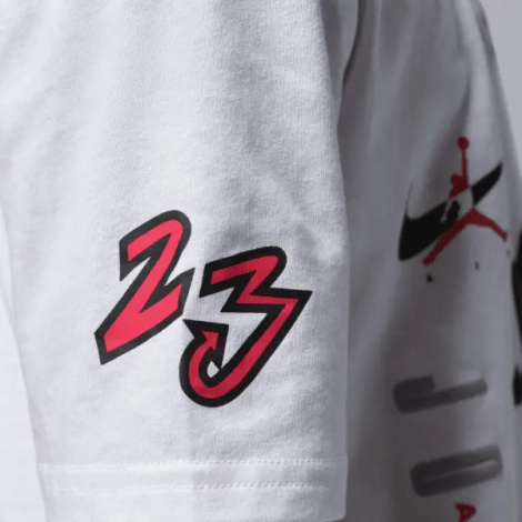 Футболка підліткова Nike JORDAN DYNASTY PATCH біла 95F385-001