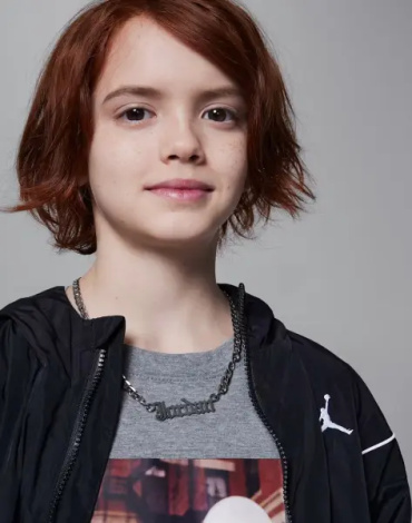 Ветровка подростковая Nike JORDAN ESSENTIAL DRAFT черная 95D689-023