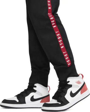 Спортивный костюм детский Nike AIR JORDAN TRICOT SET черно-красный 85A449-023