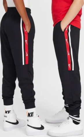 Спортивный костюм подростковый Nike SPORTSWEAR CLUB черно-красно-белый FZ4906-010__FZ4911-010