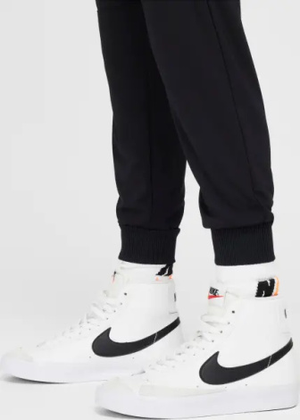 Спортивный костюм подростковый Nike SPORTSWEAR CLUB черно-красно-белый FZ4906-010__FZ4911-010