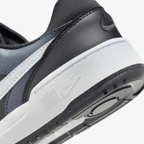 Кроссовки подростковые Nike FULL FORCE LOW (GS) черно-серо-белые FV5929-001