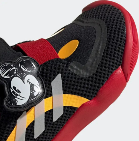 Кроссовки детские Adidas ACTIVEPLAY MICKEY черно-красно-желтые FV4258