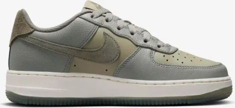 Кроссовки подростковые Nike AIR FORCE 1 LV8 (GS) оливково-серые FQ6948-001