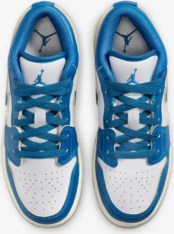 Кроссовки подростковые Nike AIR JORDAN 1 LOW SE (GS) сине-белые FN9137-141