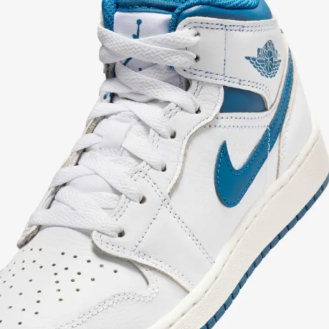 Кросівки підліткові Nike JORDAN 1 MID SE (GS) біло-сині FN7432-141