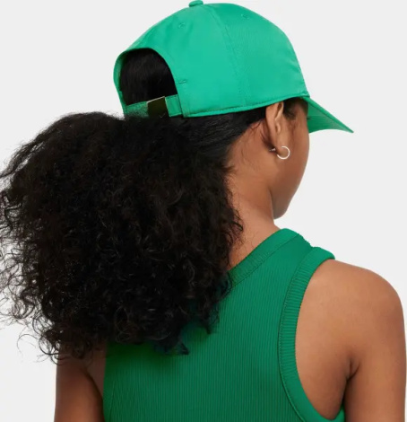 Бейсболка підліткова Nike DRI-FIT CLUB UNSTRUCTURED METAL SWOOSH зелена FB5064-324