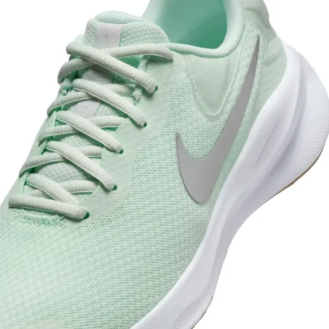 Кросівки бігові жіночі Nike REVOLUTION 7 світло-зелено-срібні FB2208-303