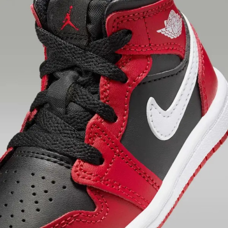Кросівки дитячі Nike JORDAN 1 MID (TD) червоно-чорно-білі DQ8425-061