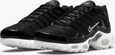 Кросівки жіночі Nike AIR MAX PLUS чорно-білі DM2362-001