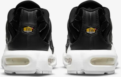 Кросівки жіночі Nike AIR MAX PLUS чорно-білі DM2362-001