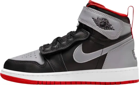 Кроссовки подростковые Nike AIR JORDAN 1 HI FLYEASE (GS) серо-черно-красные DC7986-010