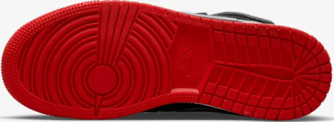 Кроссовки подростковые Nike AIR JORDAN 1 HI FLYEASE (GS) серо-черно-красные DC7986-010