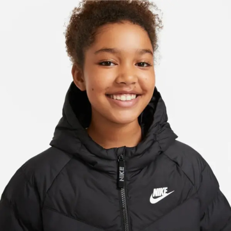 Куртка підліткова Nike SPORTSWEAR SYNTHETIC FILL чорна CU9157-010