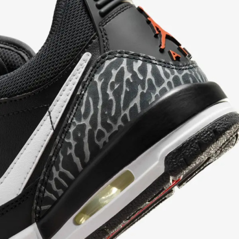 Кроссовки подростковые Nike AIR JORDAN LEGACY 312 LOW (GS) черно-бело-оранжевые CD9054-018