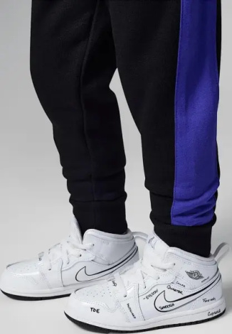Спортивний костюм дитячий Nike JORDAN BASELINDE фіолетово-чорно-жовтий 75C053-023