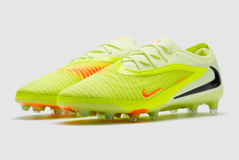 Футбольные бутсы Nike Phantom 6 Elite AG-Pro HQ2335-800