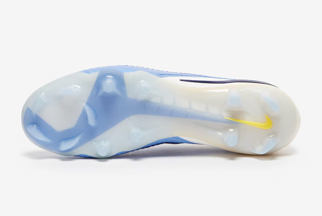 Футбольні бутси Nike Phantom 6 Elite FG HQ2331-400